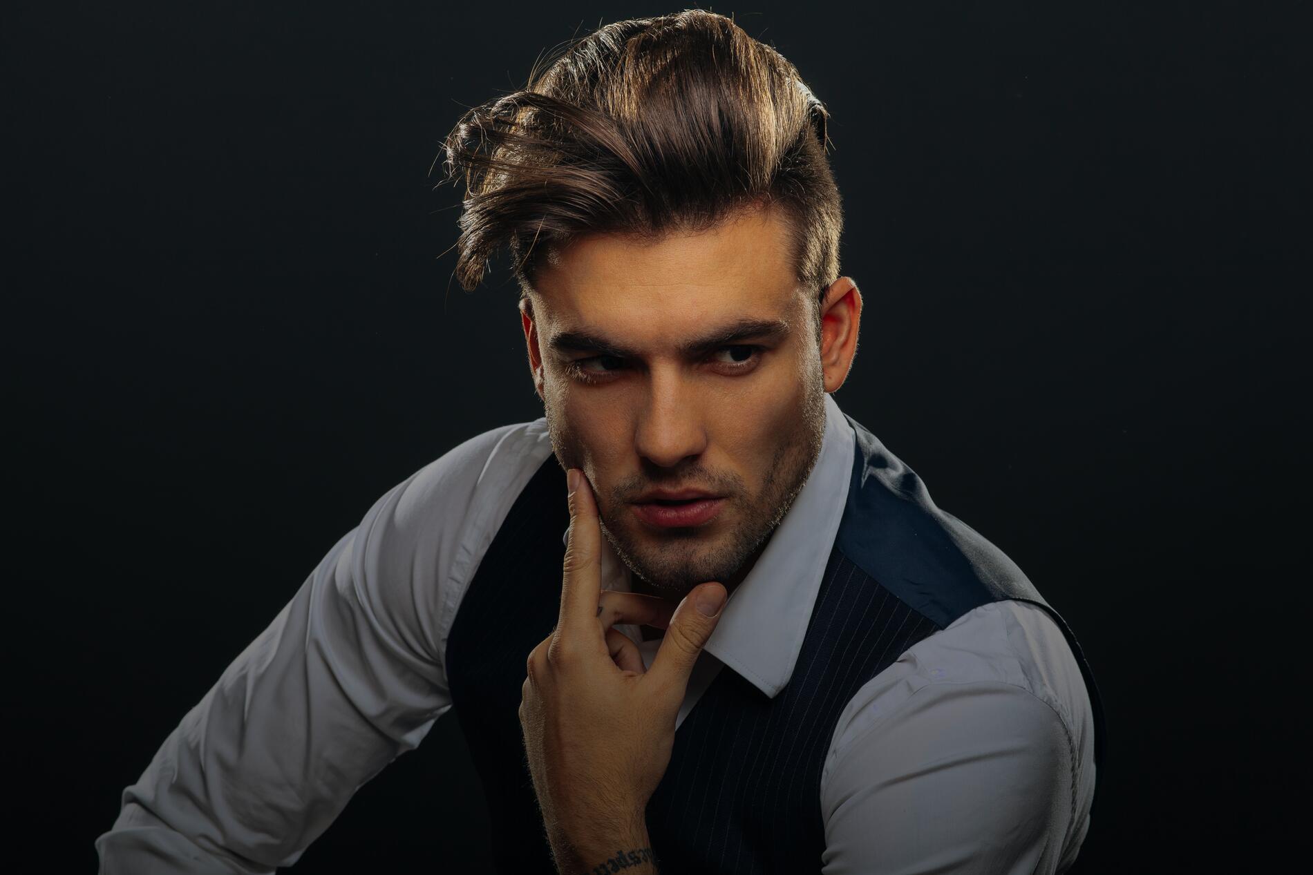 Стрижка андеркат (undercut)
