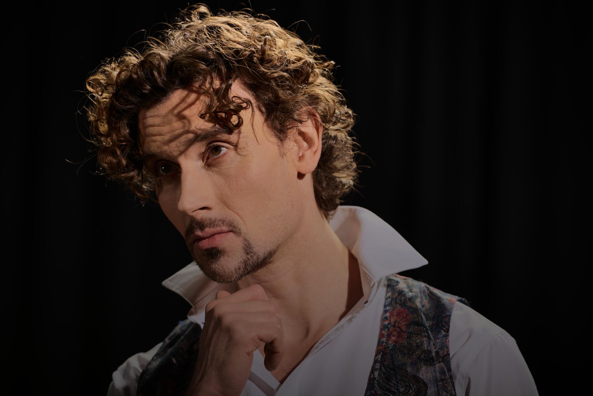 Men’s haircuts for curly hair
