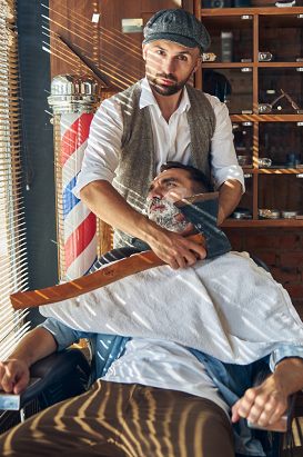 Стрижка: чистий силует