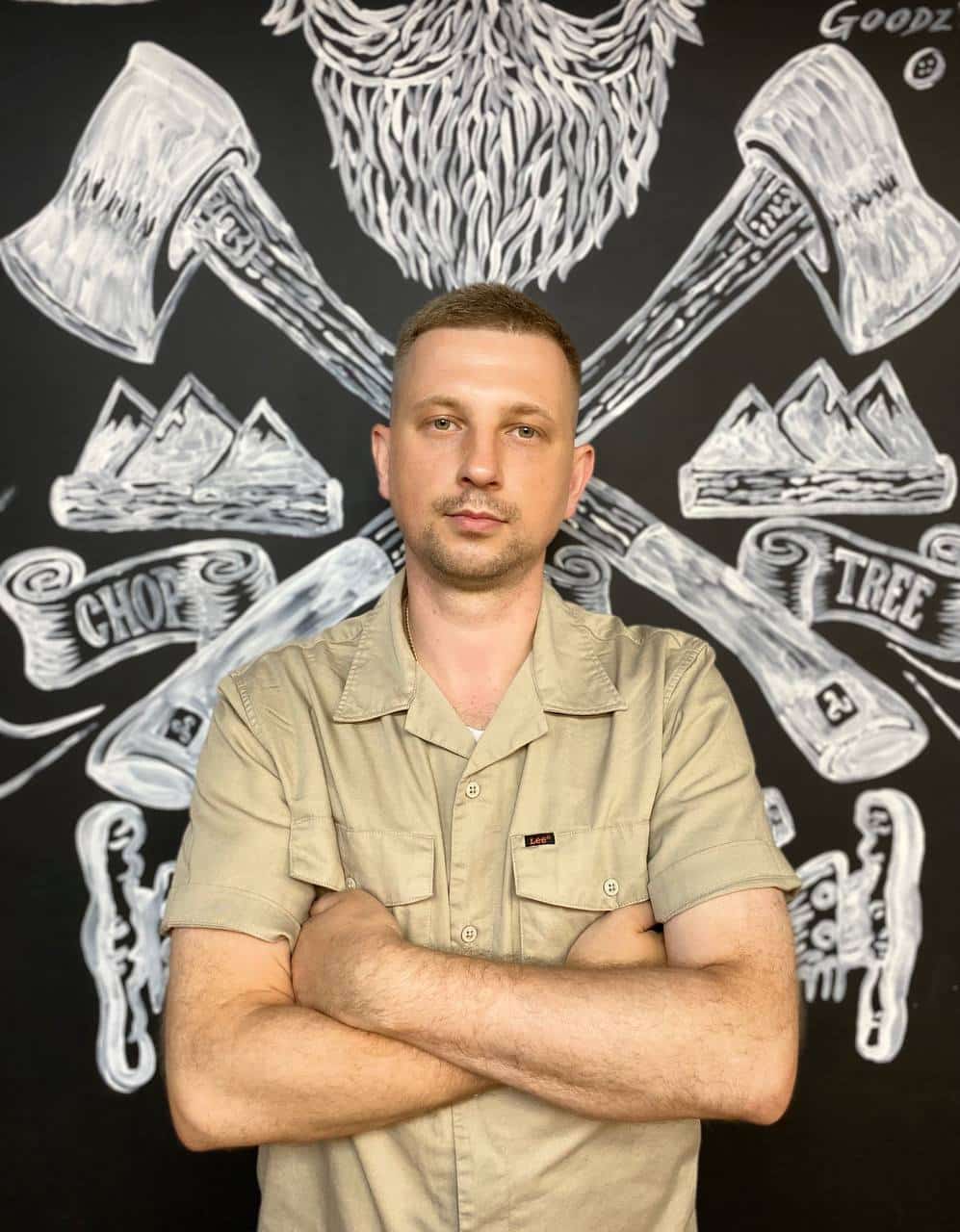 Барбер<span>                                   Дмитро Макушевський</span>