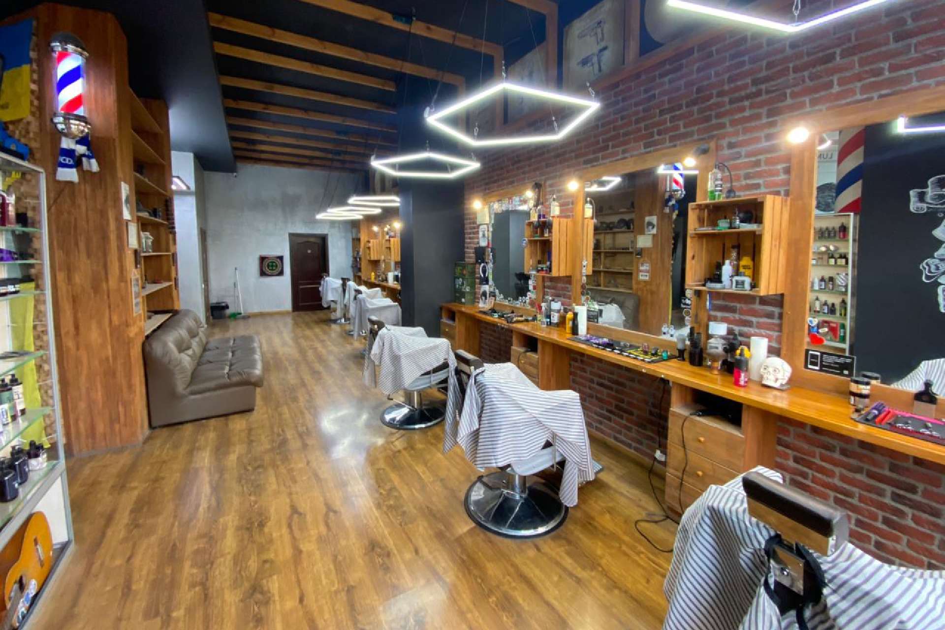 Lumberjack Троєщина Навіть твій район здивується.